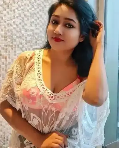 Escorts Service Valpoi