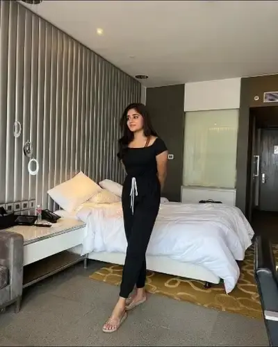 Call Girls Service in Valpoi